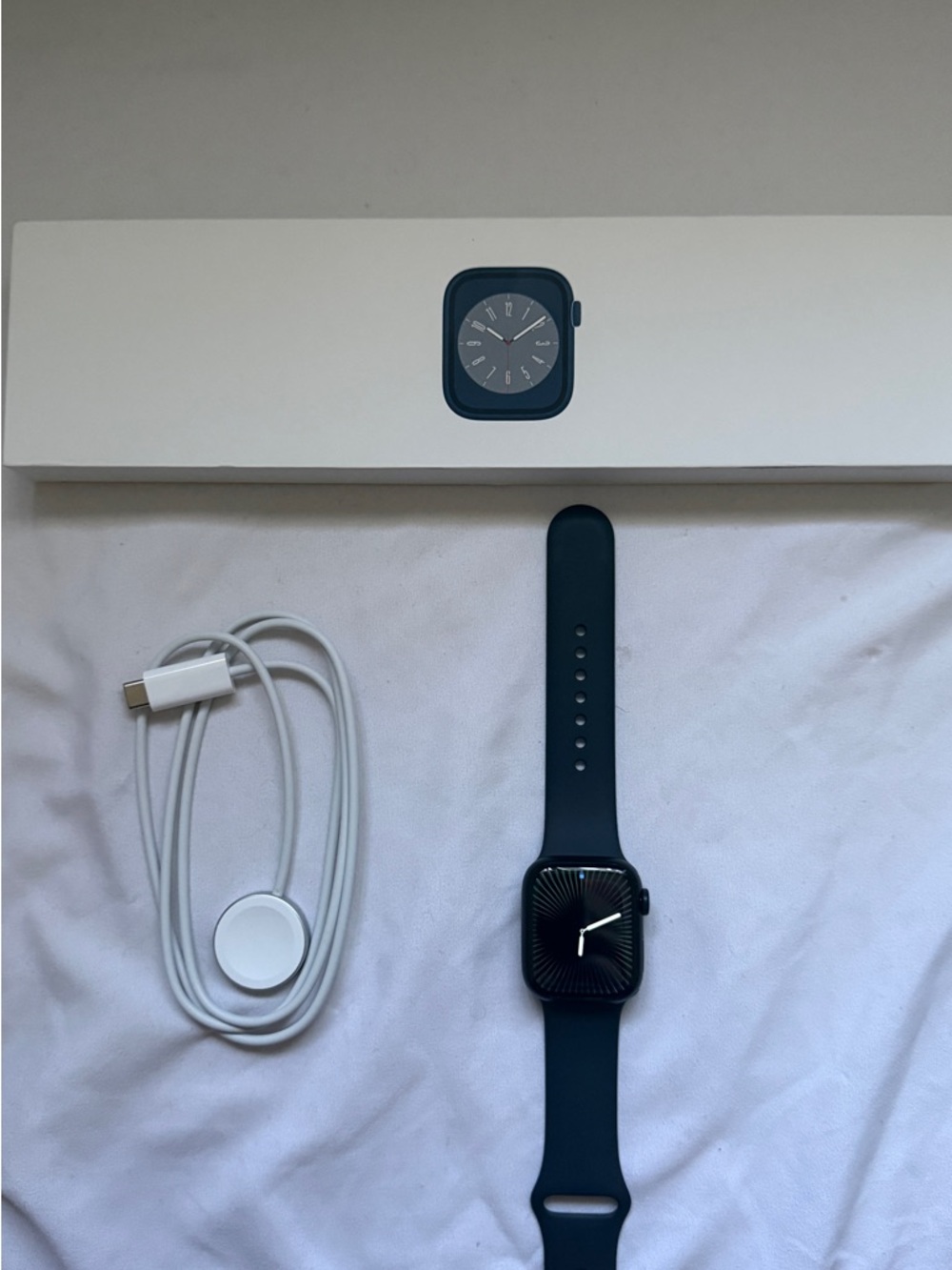 Apple Watch Series 8 41mm (Space Black) with Magnetic Charger⌚️